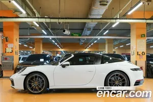 Porsche 911, 2021 — миниатюра 4