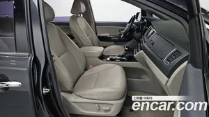 Kia Carnival, 2018 — миниатюра 10