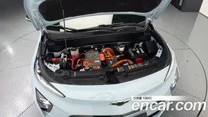 Chevrolet 볼트 euv, 2022 — миниатюра 6