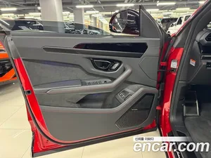 Lamborghini Urus, 2025 — миниатюра 7