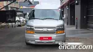 Chevrolet Express Van, 2017 — миниатюра 3