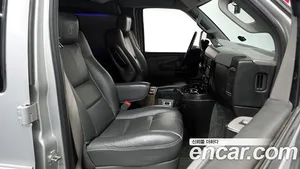 Chevrolet Express Van, 2017 — миниатюра 11