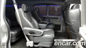 Chevrolet Express Van, 2017 — миниатюра 12