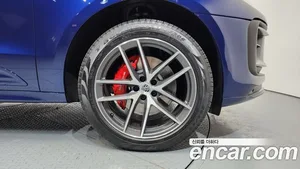 Porsche Macan, 2022 — миниатюра 5