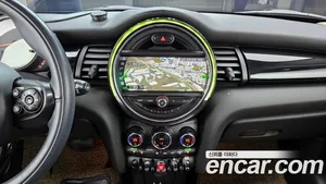 Mini Cooper, 2020 — миниатюра 15