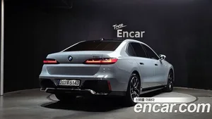 BMW 7-Series, 2023 — миниатюра 2