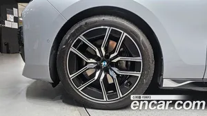 BMW 7-Series, 2023 — миниатюра 5