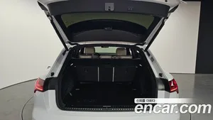 Audi e-tron, 2023 — миниатюра 20