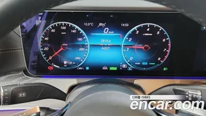 Mercedes-Benz E-Class, 2023 — миниатюра 8