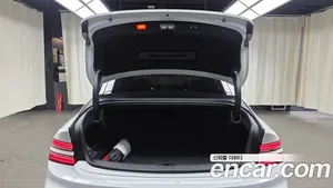 Genesis G80, 2025 — миниатюра 20