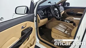 Kia Carnival, 2015 — миниатюра 10
