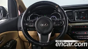 Kia Carnival, 2015 — миниатюра 12