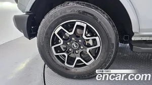 Ford Bronco, 2023 — миниатюра 5