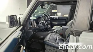 Ford Bronco, 2023 — миниатюра 10