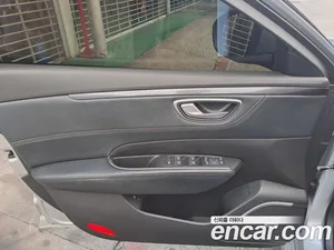 Renault SM6, 2016 — миниатюра 17