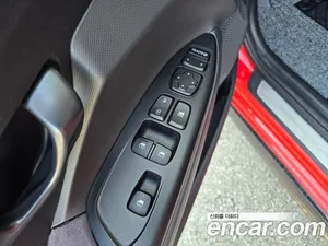 Hyundai Veloster, 2018 — миниатюра 9