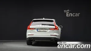 Volvo V60, 2021 — миниатюра 4