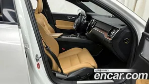 Volvo V60, 2021 — миниатюра 11