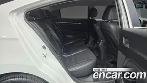 Hyundai Avante, 2016 — миниатюра 12