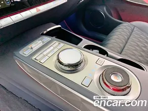 Genesis GV70, 2023 — миниатюра 9