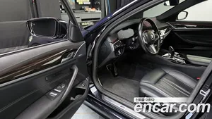 BMW 5-Series, 2022 — миниатюра 10