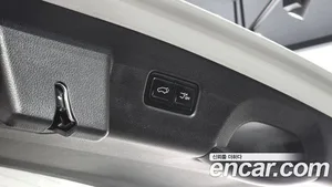 Kia Carnival, 2023 — миниатюра 20