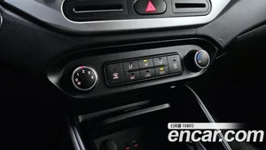 Kia Carens, 2018 — миниатюра 15