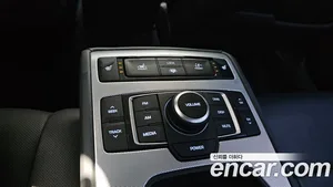 Genesis G80, 2019 — миниатюра 17
