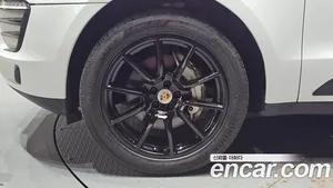 Porsche Macan, 2016 — миниатюра 5