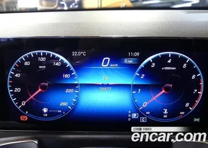 Mercedes-Benz GLB-Class, 2023 — миниатюра 8