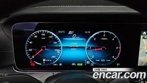 Mercedes-Benz E-Class, 2022 — миниатюра 8