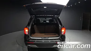 Ford Explorer, 2020 — миниатюра 20