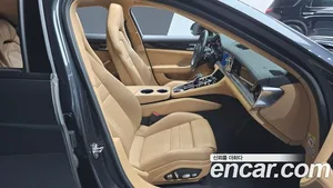 Porsche Panamera, 2021 — миниатюра 10