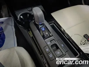 Toyota Prius, 2023 — миниатюра 16