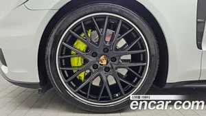 Porsche Panamera, 2018 — миниатюра 5