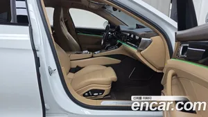 Porsche Panamera, 2018 — миниатюра 11