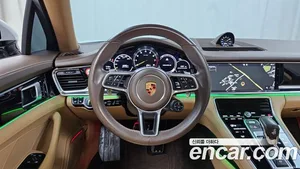 Porsche Panamera, 2018 — миниатюра 13