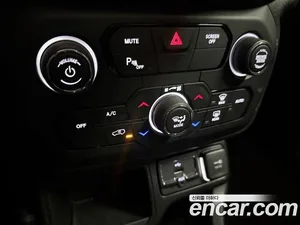 Jeep Renegade, 2021 — миниатюра 11
