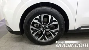 Kia Carnival, 2023 — миниатюра 5