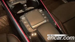 Mercedes-Benz GLA-Class, 2021 — миниатюра 13
