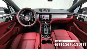 Porsche Macan, 2023 — миниатюра 7