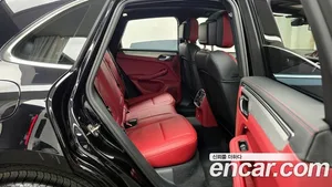 Porsche Macan, 2023 — миниатюра 12