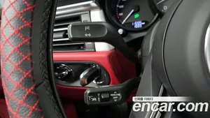 Porsche Macan, 2023 — миниатюра 16