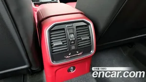 Porsche Macan, 2023 — миниатюра 19