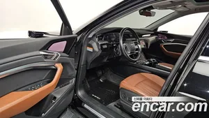 Audi e-tron, 2021 — миниатюра 10