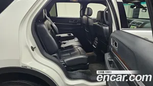 Ford Explorer, 2016 — миниатюра 12