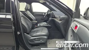 Ford Explorer, 2020 — миниатюра 10