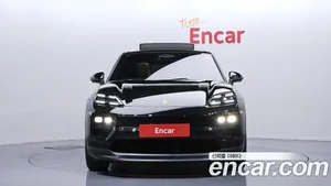 Porsche Macan, 2025 — миниатюра 3
