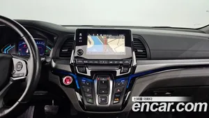Honda Odyssey, 2017 — миниатюра 14