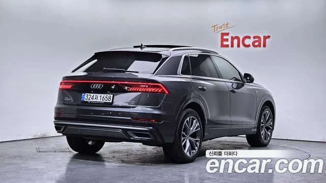 Audi Q8, 2021 — фото автомобиля из Кореи